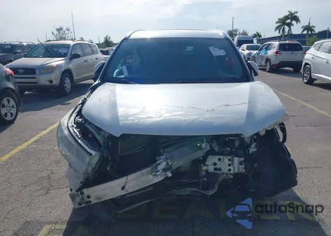 2018 Toyota Highlander Hybrid Xle z USA, uszkodzony, nr VIN 5TDJGRFH2JS051886